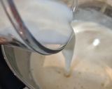 Foto del paso 3 de la receta Bizcocho de leche con cobertura de chocolate