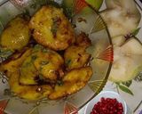 A picture of step 5 of Guava Pomegranate Vegetable.