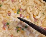 Foto langkah ke 2 dari resep Creamy macaroni skotel.