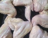 Foto del paso 1 de la receta: Alitas de Pollo con Salsa de Bigotes 😉☺️
