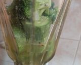 Foto del paso 1 de la receta: Crema de calabacita y brócoli sin lácteos