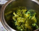 A picture of step 4 of Holi special crispy hara bhara kabab.