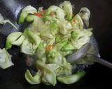 Foto langkah ke 4 dari resep Tumis Bunga Turi Putih.