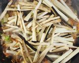 Foto del paso 6 de la receta: 🍜 Vegetales salteados al wok con carne 🍜 Rendidor y con productos de temporada