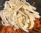 A picture of step 3 of Fettuccine pasta masala.