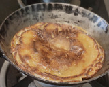 கரண்டி குழம்பு ஆம்லெட் (kulambu omlete) ரெசிபி ஸ்டேப் 5 புகைப்படம்