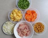 Foto langkah ke 1 dari resep Sup Ayam Makaroni.