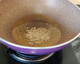 A picture of step 3 of Akuri (Parsi Scrambled Egg).