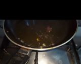 A picture of step 5 of Lauki ki sabzi🥒🥬🥒.