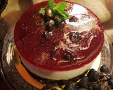Foto del paso 21 de la receta: Tarta de queso y yogur con frutos  rojos (con base de bizcocho)