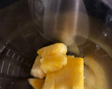 Foto del paso 1 de la receta: Licuado de piña y jengibre