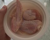 Hình bước làm 1 của món Cánh gà chiên bột