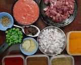 A picture of step 1 of Achaari Keema Matar (mutton).