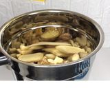 A picture of step 1 of Ginger garlic paste.