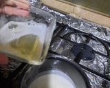 Foto del paso 4 de la receta: Panacota de coco con coulis de fresa con mezcal🍓🥄