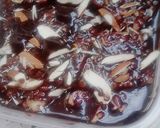 A picture of step 4 of Zebra dessert.