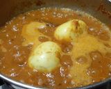 A picture of step 8 of Egg curry.