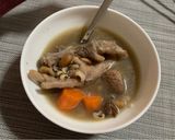 A picture of step 7 of 🥣 Chicken Feet Soup with Black-Eyed Peas and Peanuts.