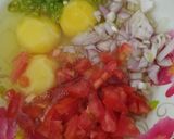 A picture of step 1 of Indo chinese omelette.