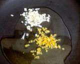 A picture of step 2 of Chow mein.
