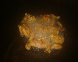 A picture of step 3 of Recipe of kaanda bhajiyas with green chillies,indian snakes.