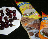 Foto del paso 1 de la receta: Las 12 uvas de las 12 y cerezas bañadas en chocolate