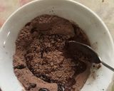 عکس مرحله 2 از دستور ماگ کیک شكلاتی سررريع😍