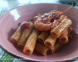 Foto del paso 6 de la receta: Pasta elicoidal en salsa de pomodoro y gambas