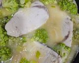 Foto del paso 5 de la receta: Pez espada en salsa de coliflor de romanesco