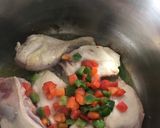 Foto del paso 1 de la receta: Arroz con cardos, verduras y pollo