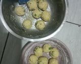 Foto langkah ke 4 dari resep Bakso Goreng Nasi (Posbar #20).