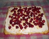 Une image de l'étape 3 de Bûche framboise amande.