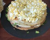 Foto del paso 5 de la receta: Torta de verduras y pollo en panqueques