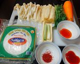 Hình bước làm 1 của món Tokbokki bánh tráng (chay)
