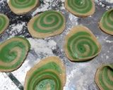 Foto langkah ke 5 dari resep Kuping Gajah Pandan.