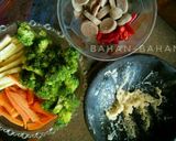 Foto langkah ke 1 dari resep Capcay Simple Kuah Telur.