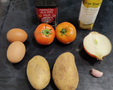 Foto del paso 1 de la receta: Sartén de patatas con huevo