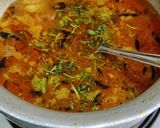 पूरी आलू टमाटर की सब्जी(poori aloo tamatar ki sabzi recipe in hindi) रेसिपी चरण 4 फोटो