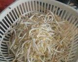 Hình bước làm 2 của món Làm Bánh xèo tại nhà