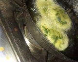 A picture of step 5 of Methi puri.