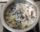 A picture of step 3 of Gujrati Kadhi.