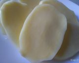 Foto del passaggio 2 della ricetta Millefoglie di baccalà, patate e pomodorini arrostiti