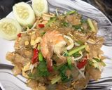 Foto langkah ke 3 dari resep Mie tiaw goreng seafood.