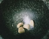 Foto del paso 1 de la receta: Mortero de allioli
