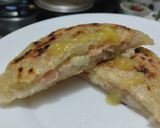 Foto del paso 10 de la receta: Arepa🫓de maíz🌽peto con relleno🥓hawaiano🧀🍍🥯