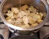 Foto del passaggio 3 della ricetta Quiche di pasta brisè con carciofi 🥧