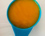 A picture of step 2 of Mango biscuits (vegan).