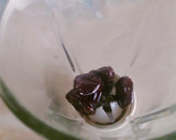 A picture of step 1 of Dates shake.