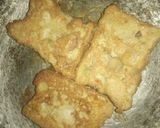A picture of step 2 of French toast.