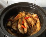Hình bước làm 2 của món Cá Bống Đục Kho Khô